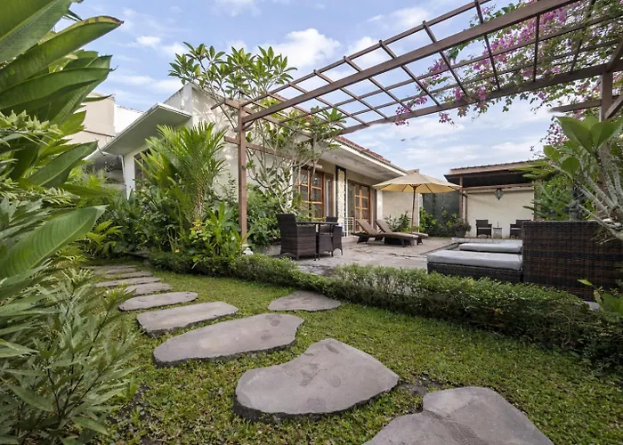 Villa Na-na *